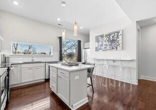 1240 2nd Ave S in Nashville, TN - Building Photo - Building Photo