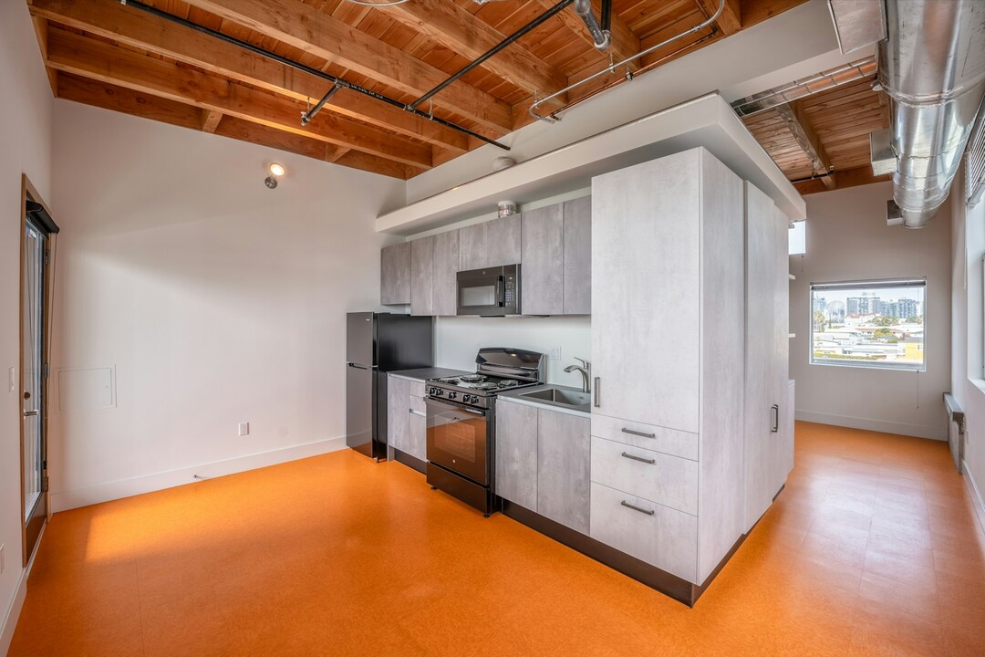 1932 Kearney Ave in San Diego, CA - Building Photo
