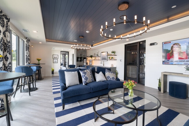 Enclave Crystal Lake Townhomes and Apartments