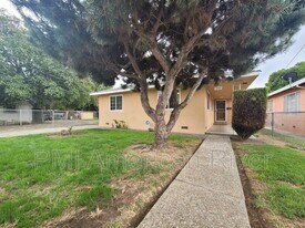 625 Elizabeth St in West Sacramento, CA - Building Photo