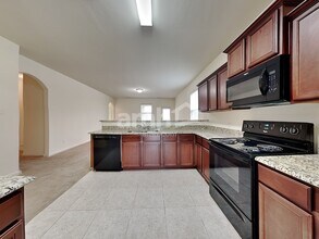 1544 Park Trails Blvd in Princeton, TX - Building Photo - Building Photo