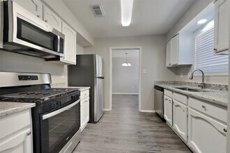 14126 Barrone Dr in Cypress, TX - Building Photo - Building Photo