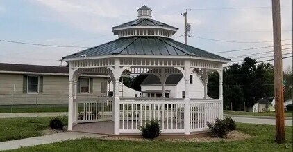 15 Orchard Ln in Jackson, OH - Building Photo - Building Photo