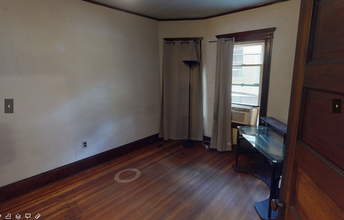 24 Dearborn Rd, Unit 4-bed 1-bath #1 in Somerville, MA - Foto de edificio - Building Photo