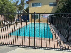 10420 Imperial Hwy. in Norwalk, CA - Building Photo - Building Photo