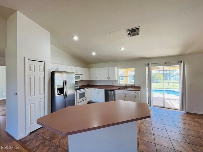 property at 3325 SW 15th Ave