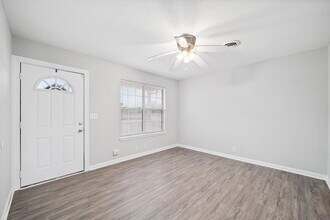 101 Gail St in Oak Grove, KY - Building Photo - Building Photo