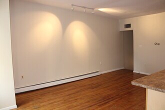 1121 Walnut St in Philadelphia, PA - Building Photo - Building Photo