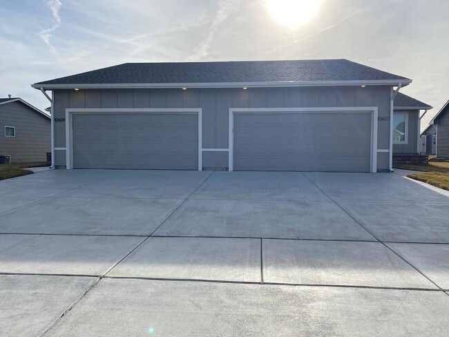 property at 10607 E Kinkaid Cir