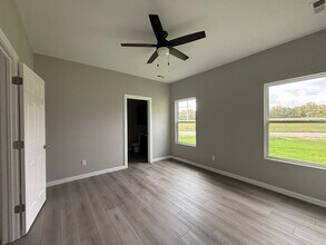 4940 W Minota St in Springfield, MO - Foto de edificio - Building Photo