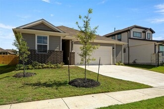 224 Kickapoo Ln in Kyle, TX - Building Photo - Building Photo