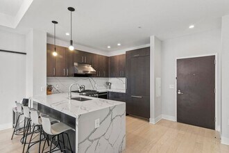 1400 Hudson St in Hoboken, NJ - Foto de edificio - Building Photo