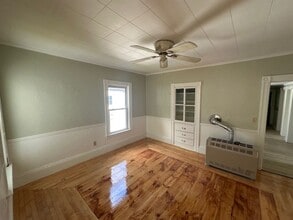 83 Coombs St in Southbridge, MA - Building Photo - Building Photo