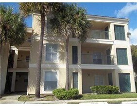 833 Riverside Dr in Coral Springs, FL - Building Photo - Building Photo