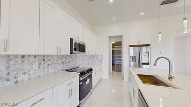 2700 NW 20th Terrace in Cape Coral, FL - Building Photo - Building Photo