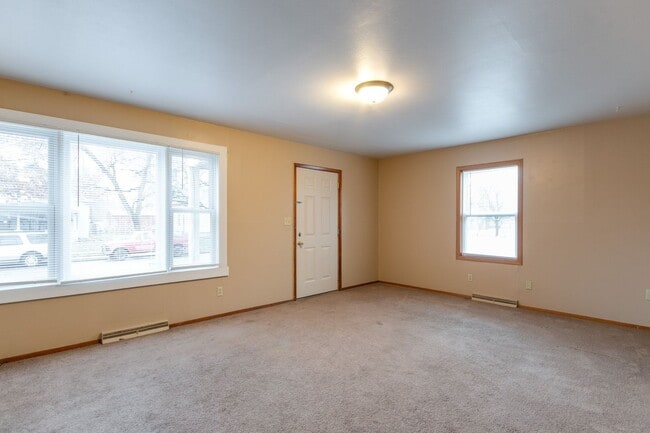 713 Moro St in Manhattan, KS - Building Photo - Building Photo