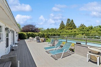 59 Wiltshire St in Southampton, NY - Building Photo - Building Photo