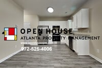 116 Rockefeller Ln photo'