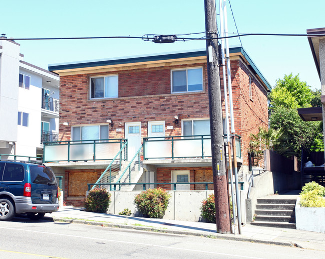 Nordic Plaza Apartments in Seattle, WA - Building Photo - Building Photo