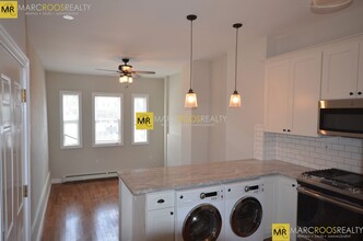 12 Chelsea St, Unit 3A in Boston, MA - Building Photo - Building Photo