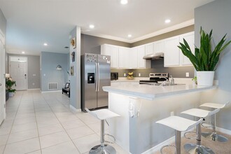 3894 Silverstream Terrace in Sanford, FL - Foto de edificio - Building Photo