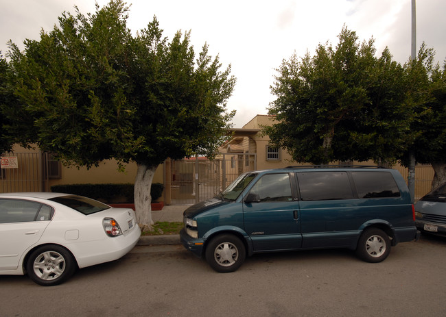 1583 W 29th Street in Los Angeles, CA - Building Photo - Building Photo