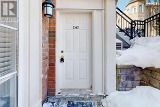 5 Everson Dr in Toronto, ON - Building Photo - Building Photo