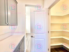 6996 Mount Nimba St in Sparks, NV - Building Photo - Building Photo