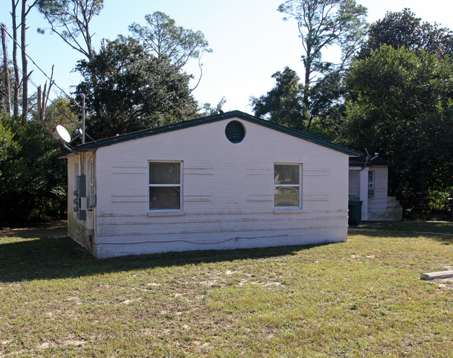 Triplex in Pensacola, FL - Building Photo - Building Photo