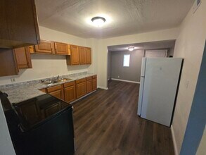 240 Marshall St in Huntington, WV - Building Photo - Building Photo