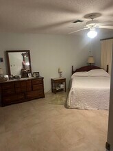 1030 Pheasant Run Dr in Fort Pierce, FL - Building Photo - Building Photo