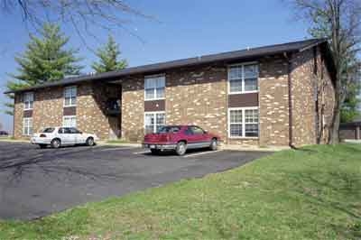 Silver Oaks I in Edwardsville, IL - Foto de edificio