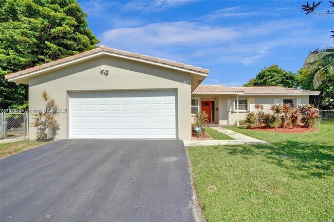 4103 NW 75th Ave in Coral Springs, FL - Building Photo - Building Photo