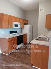 1207 Lighthouse Cove in Jeffersonville, IN - Building Photo - Building Photo