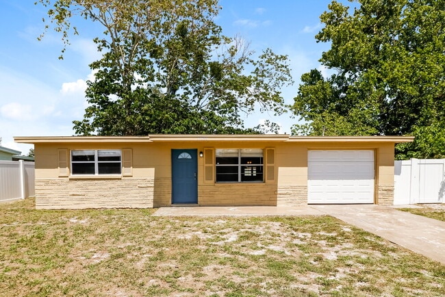 property at 11034 Taft Dr