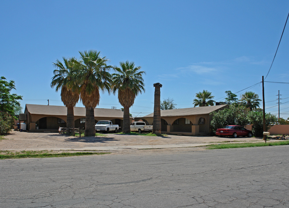 3757 S Clark Ave in Tucson, AZ - Building Photo