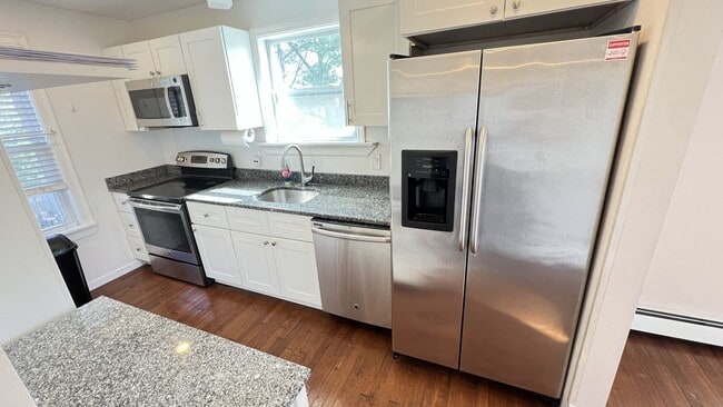 property at 3 Mill St Ct