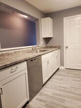 17301 Waldrop Cove in Decatur, GA - Foto de edificio - Building Photo