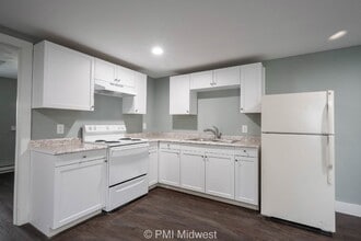 238.5 N Beville Ave in Indianapolis, IN - Foto de edificio - Building Photo