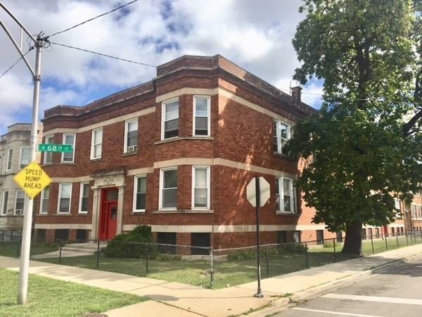 property at 6755 S Sangamon St