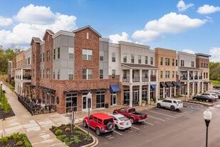 Lakeland Town Square in Lakeland, TN - Building Photo