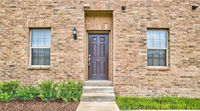 6505 Federal Hall St in Plano, TX - Building Photo - Building Photo