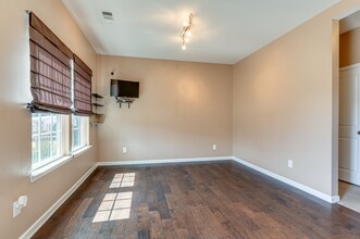 309 Parmley Ln in Nashville, TN - Building Photo - Building Photo