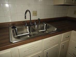 6006 Dickson Rd in Indianapolis, IN - Building Photo - Building Photo