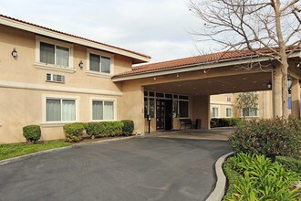 Santiago Villas Senior Apartments in Santa Ana, CA - Building Photo - Building Photo