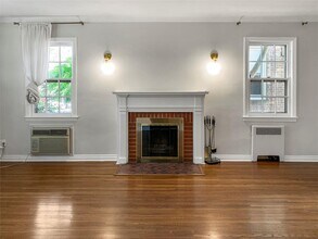 65-20 181st St in Queens, NY - Building Photo - Building Photo