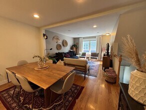 42 Gilmore St in Quincy, MA - Building Photo - Building Photo