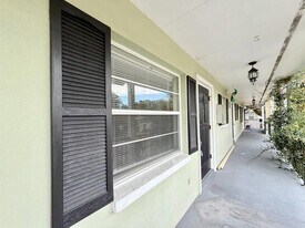727 Milwaukee Ave in Dunedin, FL - Building Photo