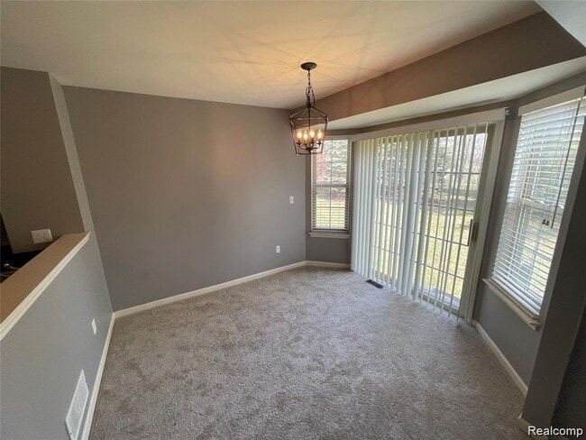 8767 Hardwood Dr in Belleville, MI - Building Photo - Building Photo