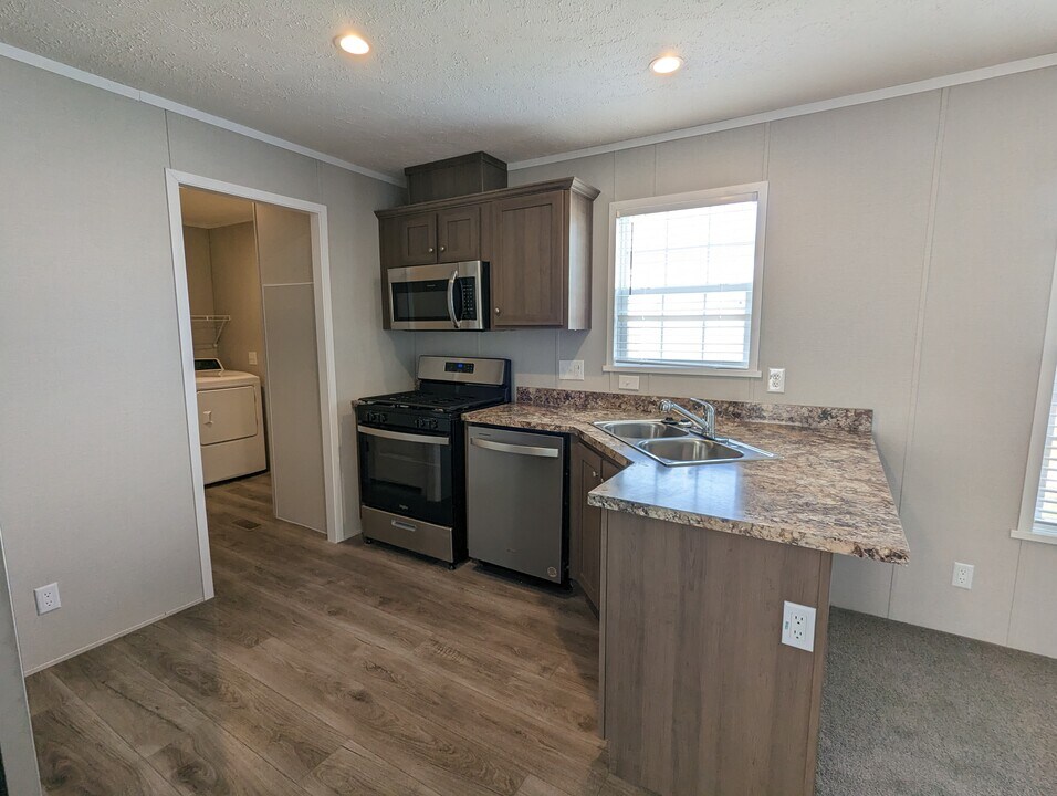 113 Bluejay Hill in House Springs, MO - Building Photo